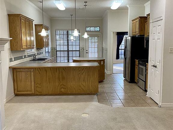 3rd image of 3449 Iberville Dr