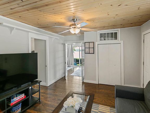 3rd image of 25126 W Lake Shore Dr
