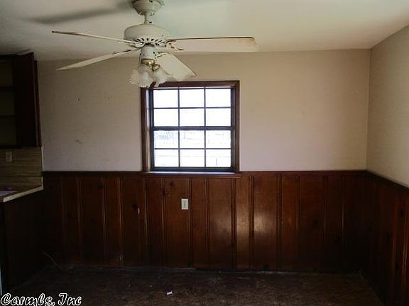 3rd image of 102 Protho St