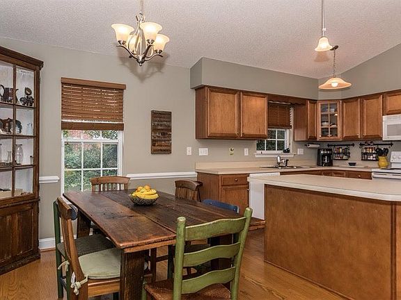dinning room and kitchen