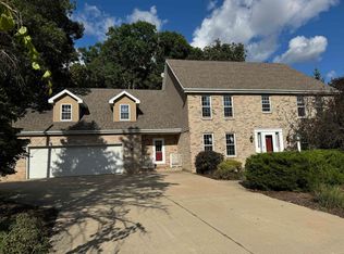 3626 E Lexington Dr, Appleton, WI 54915