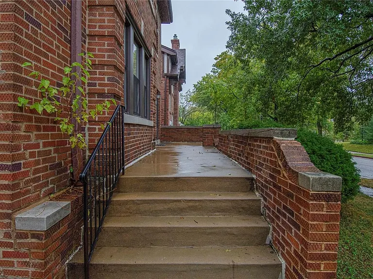 7211 Amherst Ave #1 — Photo 26