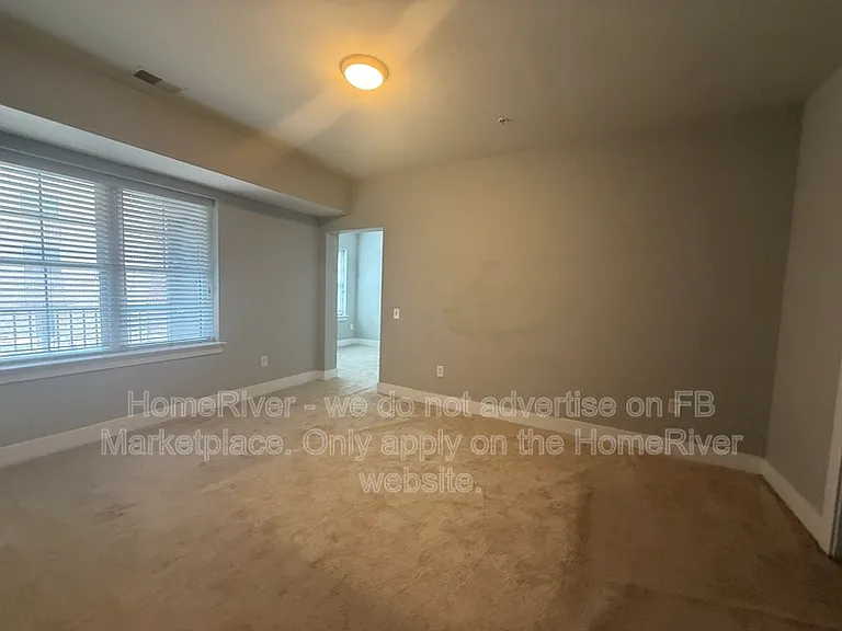 2907 Bleeker St #203 — Photo 8