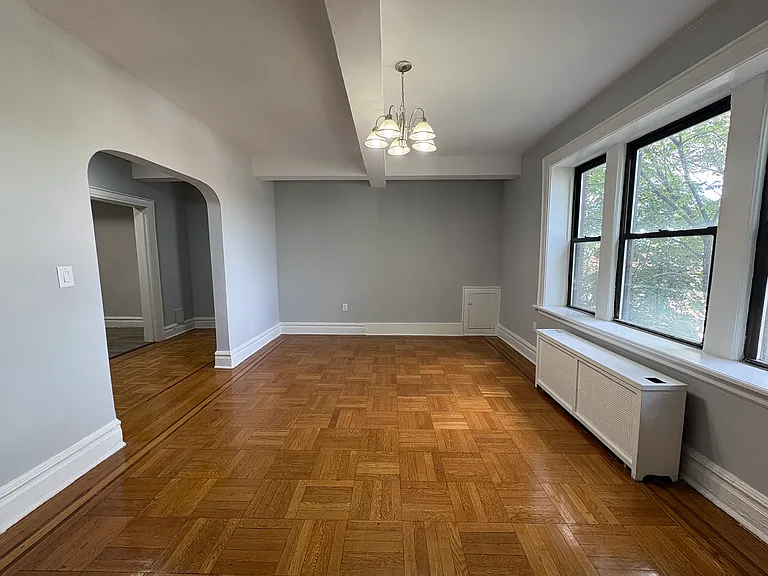 583 MT. Prospect Gardens — Photo 18