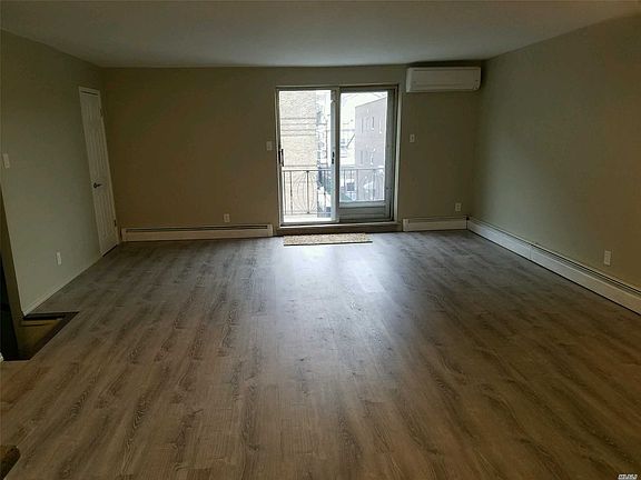 4th image of 106 Bay 28th St #2R