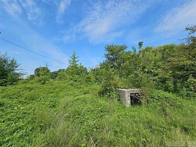 2nd image of 557 Greene 915 Rd