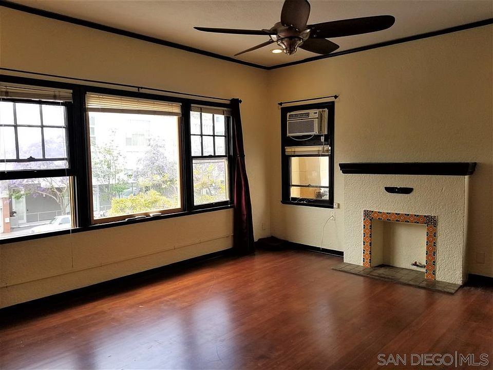1st image of 3785 Park Blvd APT 1