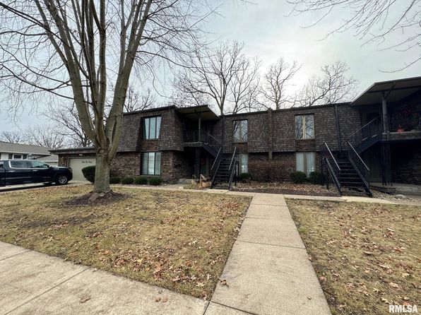 3388 37th Ave #3, Moline, IL 61265