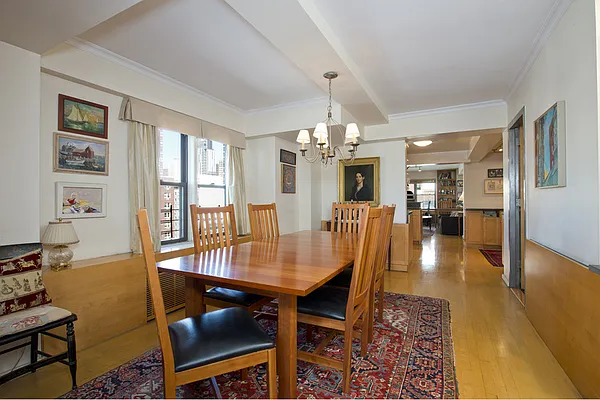 Sold by Stribling | media 16