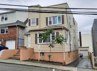1405 76th St, West New York, NJ 07093