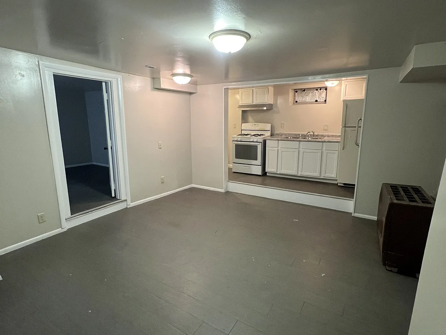 1036 Jessie St - Unit 1 — Photo 3