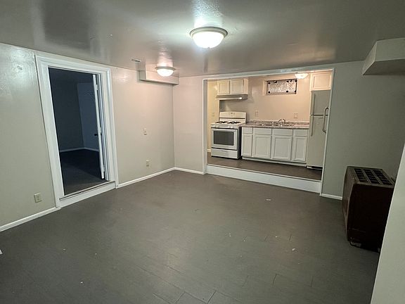 3rd image of 1036 Jessie St APT 1