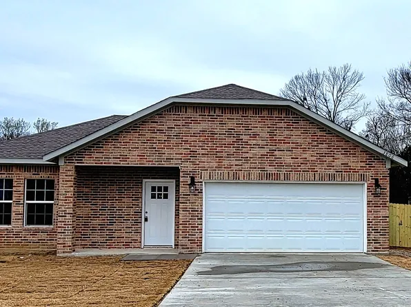 3806 College St, Greenville, TX 75401