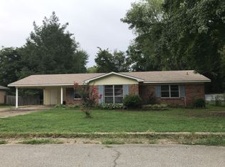 1132 N 26th St, Van Buren, AR 72956