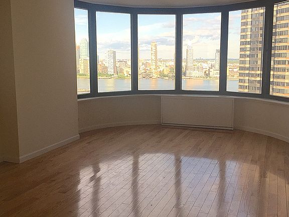 4th image of 330 E 38th St APT 22K