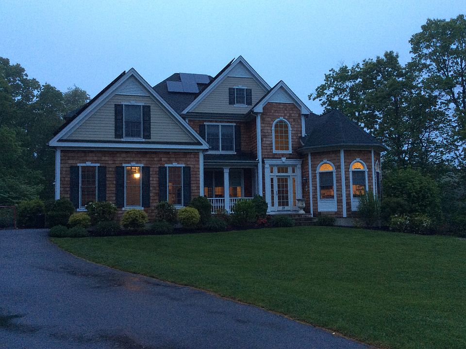 1st image of 37 William Barton Dr