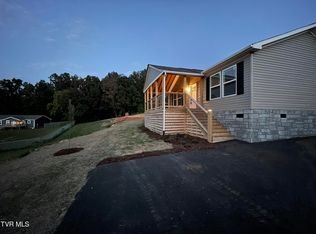 1819 Siesta Dr, Newport, TN 37821