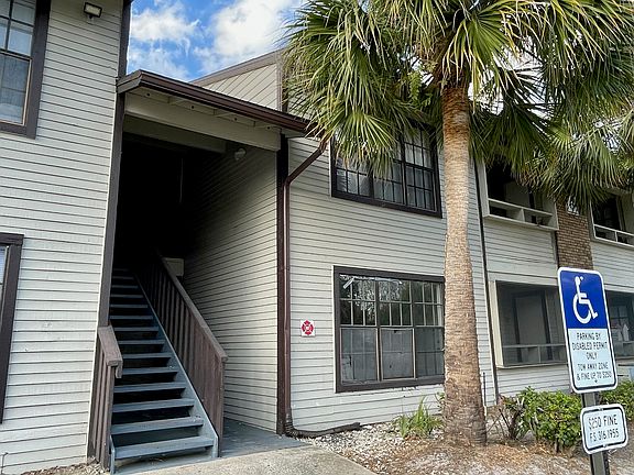 3rd image of 823-4615 Cason Cove Dr