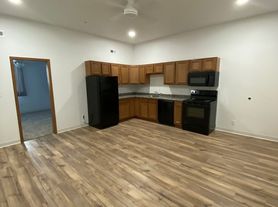 Deer Creek Apartments