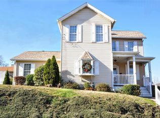 404 9th St, Monongahela, PA 15063