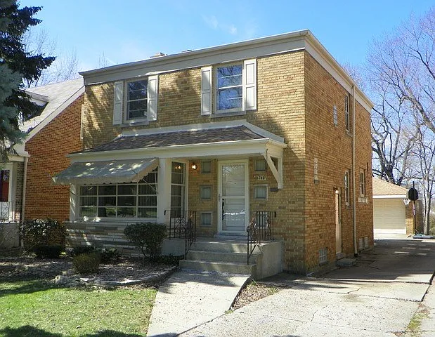 10240 S Oakley Ave photo 1