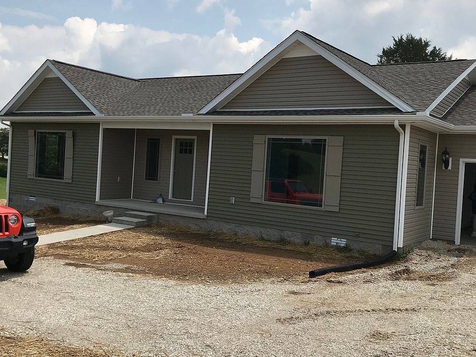 1st image of 70 Willrich Cir