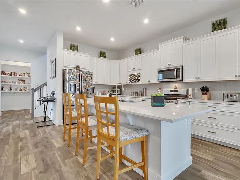2069 Celebration Blvd — Photo 17