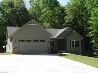 131 Richland Creek Dr, Westminster, SC 29693