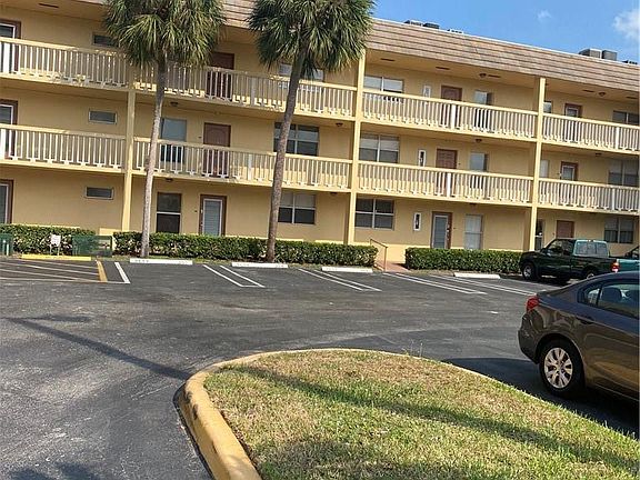 5th image of 6070 NW 64th Avenue #209
