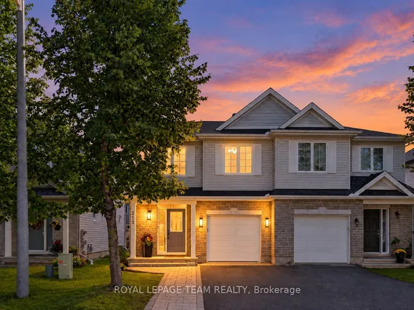 213 Tewsley Dr, Ottawa, ON K1V 0Y7