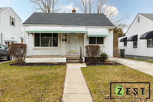 18771 Woodland St Photo 1