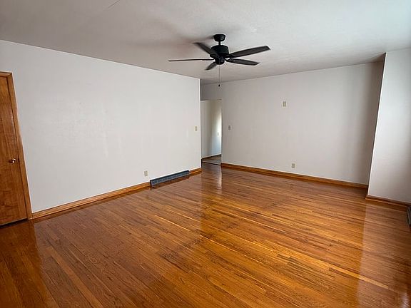 2nd image of 834 S 20th St