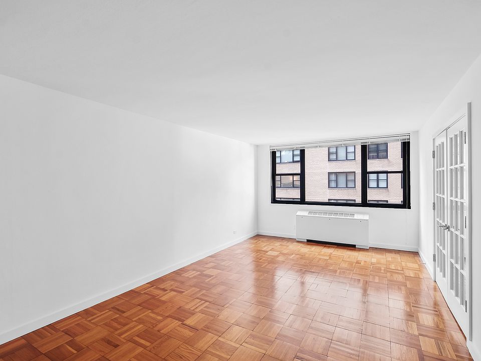 1st image of 330 W 58th St APT 12C