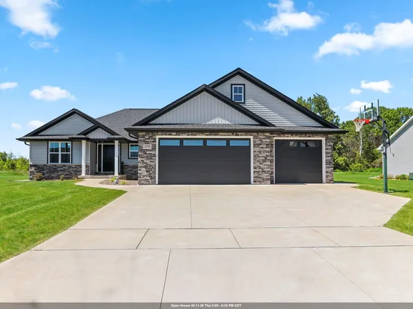 2174 Potter Dr, De Pere, WI 54115