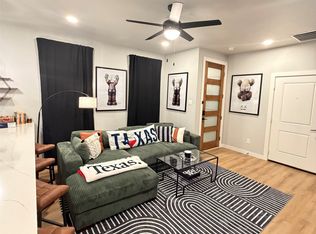 1654 Hudspeth Ave, Dallas, TX 75216