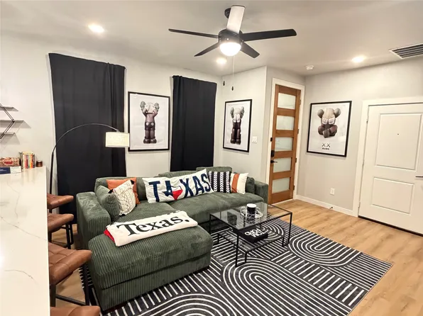 1654 Hudspeth Ave, Dallas, TX 75216