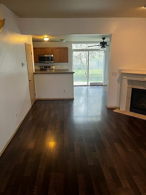 1st image of 11537 7th Avenue Ct E