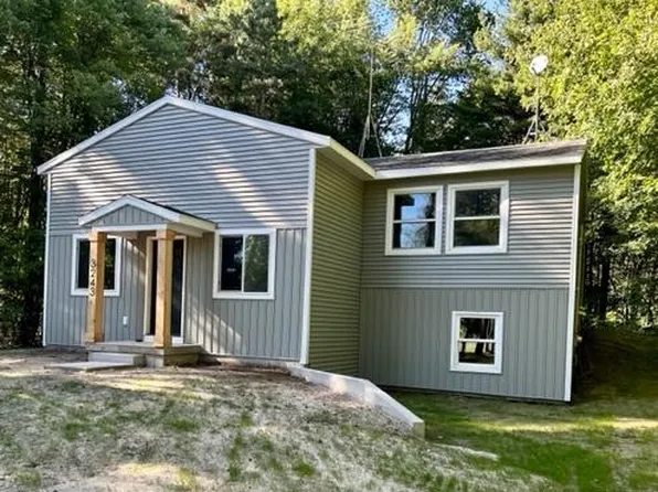 3243 136th Ave, Hamilton, MI 49419