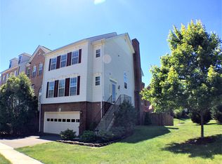 621 Springhouse Sq SE, Leesburg, VA 20175