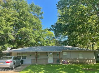 224 E Moon St, Ridgeland, MS 39157