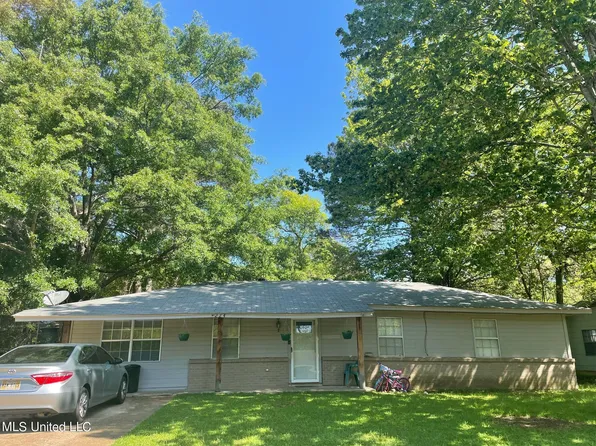 224 E Moon St, Ridgeland, MS 39157