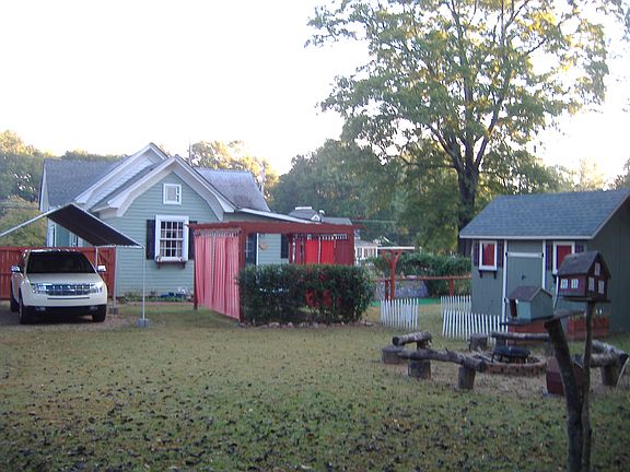 2nd image of 169 W Ellawood Ave