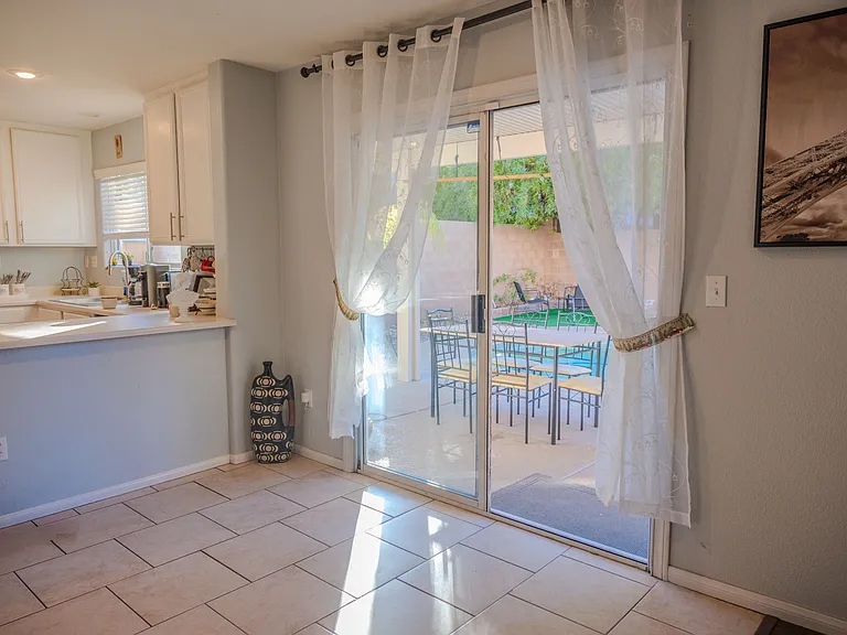 11263 Andreola Ct — Photo 3