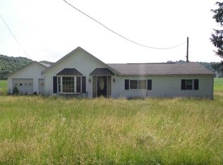 8347 Citrus Rd NW, Malvern, OH 44644