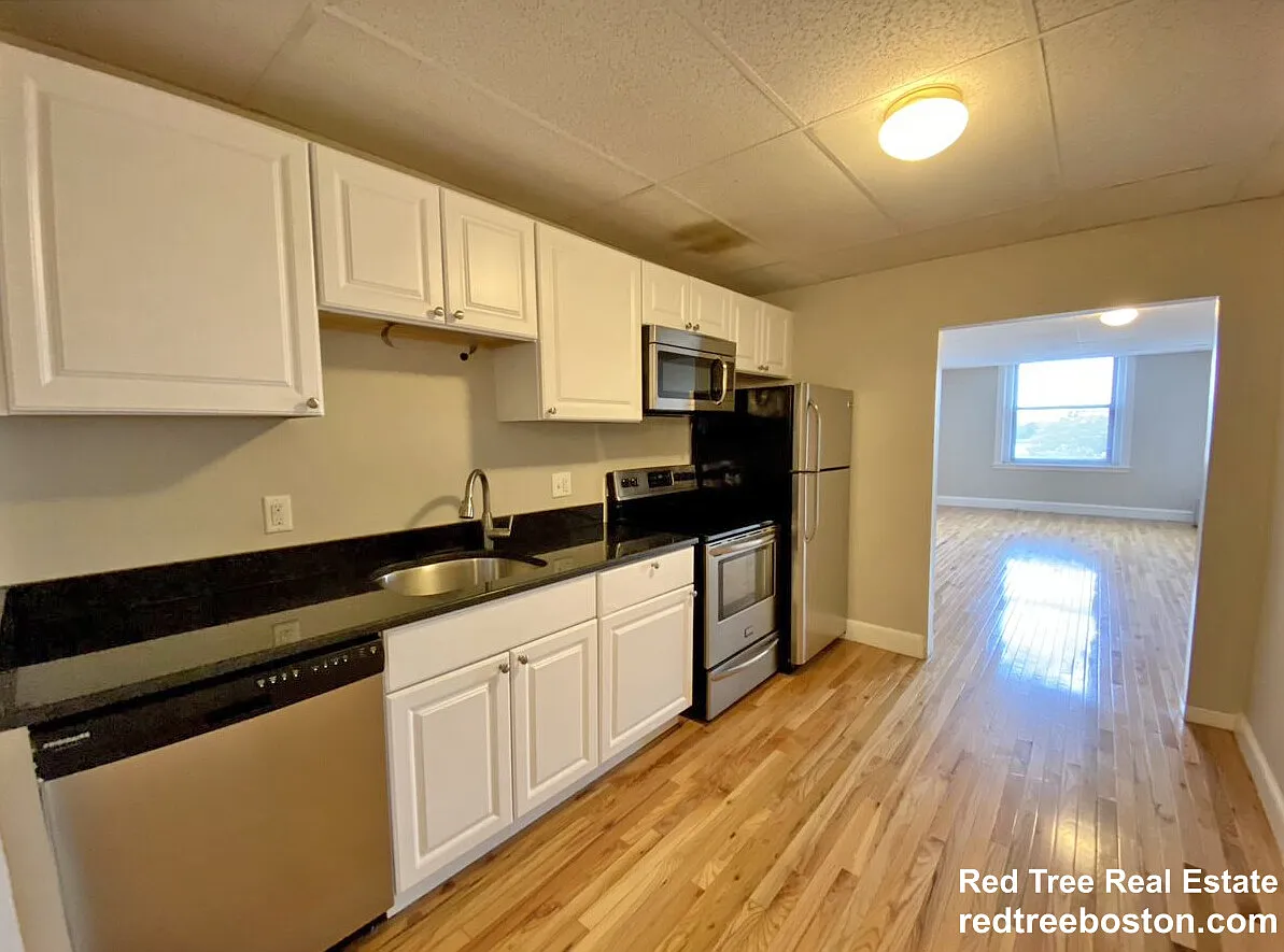 1 bed, $2,350 — Photo 1