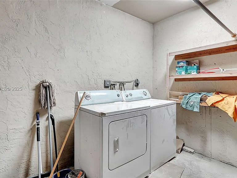 205 Dunwoody Ln #1785 — Photo 60