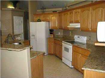 2nd image of 6951 Brighton Oaks Blvd