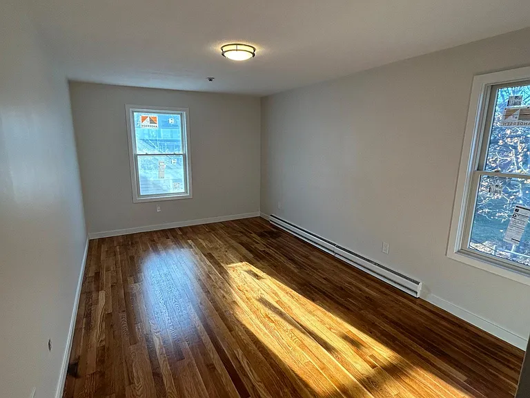 125 Main St #3 — Photo 6