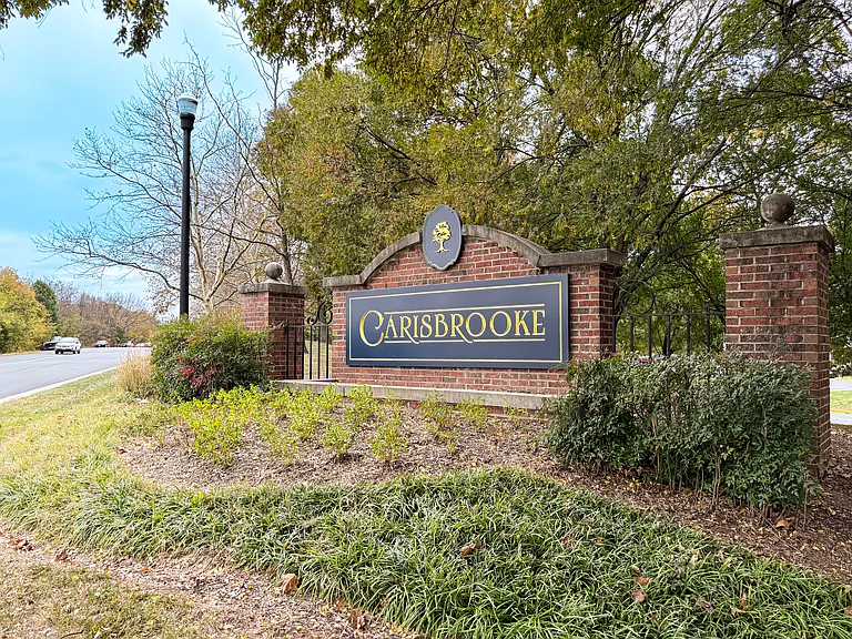 21682 Kings Crossing Ter — Photo 46