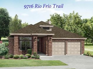9716 Rio Frio Trl, Fort Worth, TX 76126